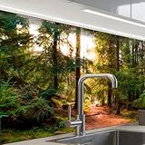 💎 DESIGN EFFET VERRE: Des couleurs éclatantes grâce à une impression de haute qualité, associées à des motifs exclusifs, donnent à cette crédence adhésive un effet verre élégant et luxueux. Un véritable atout déco pour votre intérieur.