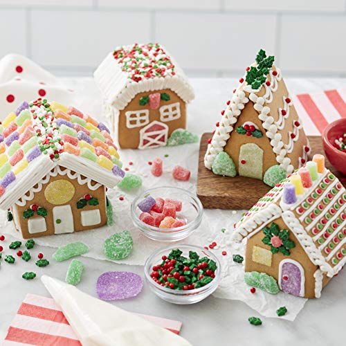 Wilton Build it Yourself Mini Village Gingerbread Decorating Kit