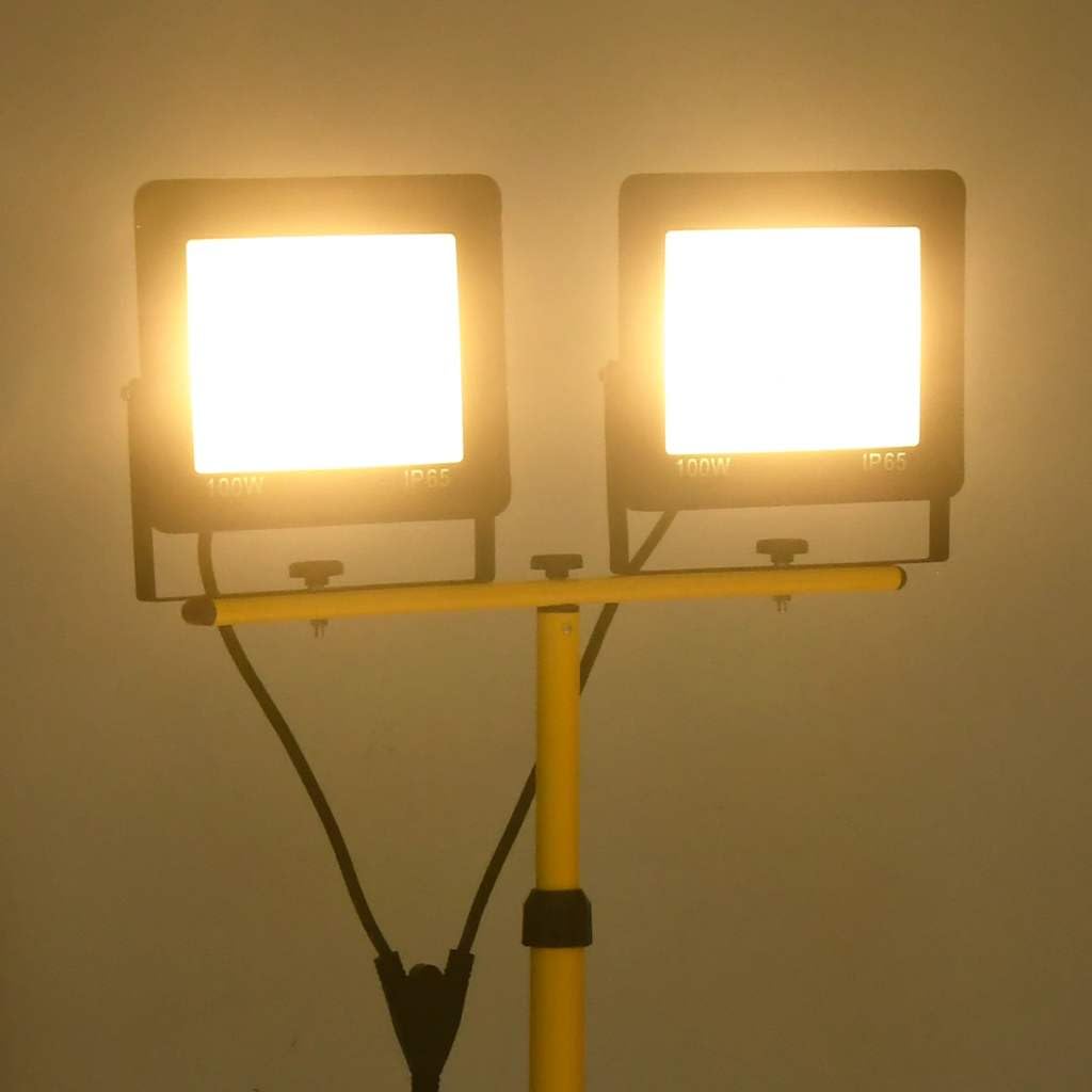 LED Arbeitsstrahler 2x100 W mit Stativ, 14000 lm 3000 K, höhenverstellbar, Baustrahler für Werkstatt und Baustelle, Schwarz