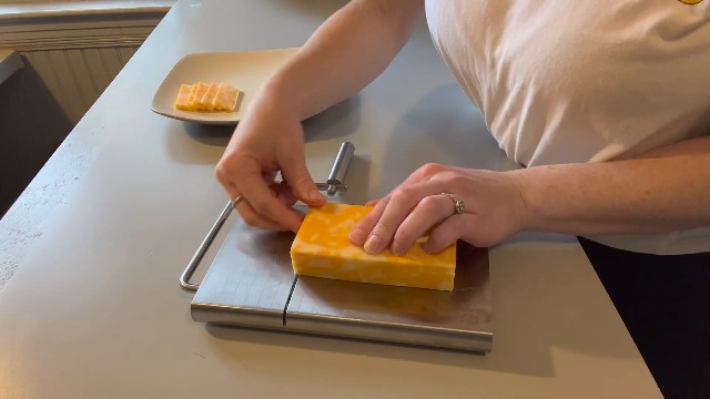 Käsehobel Aus Edelstahl 15,2cm - Praktischer Käse- Und Butterschneider