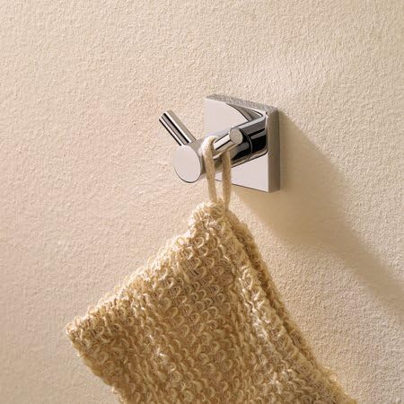 67612 Braga Bathroom Hook With Finish: Chrome