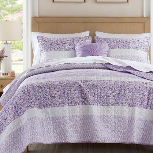 Madison Park Quilt Set, Seersucker Floral Coverlet for Queen Size Bed, All Season Lightweight Bedding, Farmhouse Quilt Set, Vermicelli Quilting, Throw Pillow, Caralie, King/Cal King Purple 4 Piece