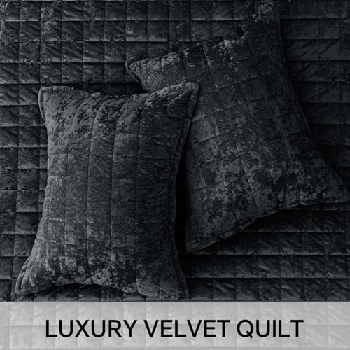 BEDELITE Velvet Quilt Set Queen Size - Luxury Velvet Comforter Bedding Set 3 Pieces, Soft Cozy Black Oversized Bedspread Coverlet for All Seasons with 2 Pillow Shams