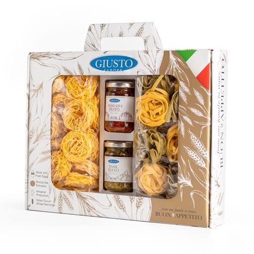 Giusto Sapore Pasta Gift Set - Imported From Italy - Perfect for The Foodie In Your Life - Italian Feast Tagliolino, Paglia e Fieno Tagliatelle, Red Pesto & Basil Pesto