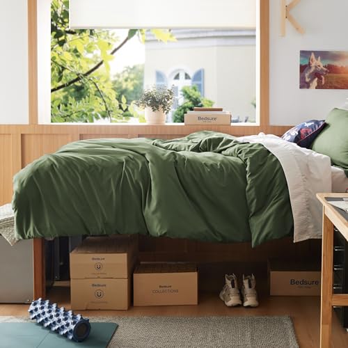 Image of Bedsure Duvet Cover Twin /Twin XL Size - Extra Soft Double Brushed Bedding Set with Zipper Closure, 2 Pieces, Includes 1 Duvet Cover (68 inchx90 inch) & 1 Pillow Sham, Comforter Not Included, Olive Green | For Kids & Adults, 68 inchx90 inch Comforter Cover, Hotel Luxury, All Season, Breathable, Easy Care, Lightweight, Zipper Closure