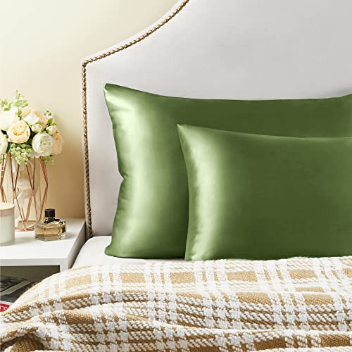 BEDELITE Satin Pillowcase with Zipper, Cedar Green King Size Pillow Cases Set of 2, Super Soft and Cooling Similar to Silk Pillow Cases, Gift for Women Men(20x40 Inches)