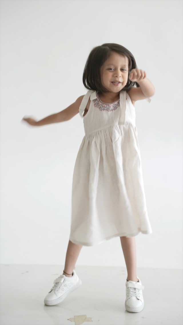Watch EMI Grey Linen Dress on Amazon Live