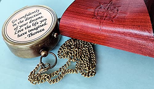 Brújula grabada con cita de Thoreau y estuche de cuero estampado, regalos para graduación y mejores deseos miniatura 5