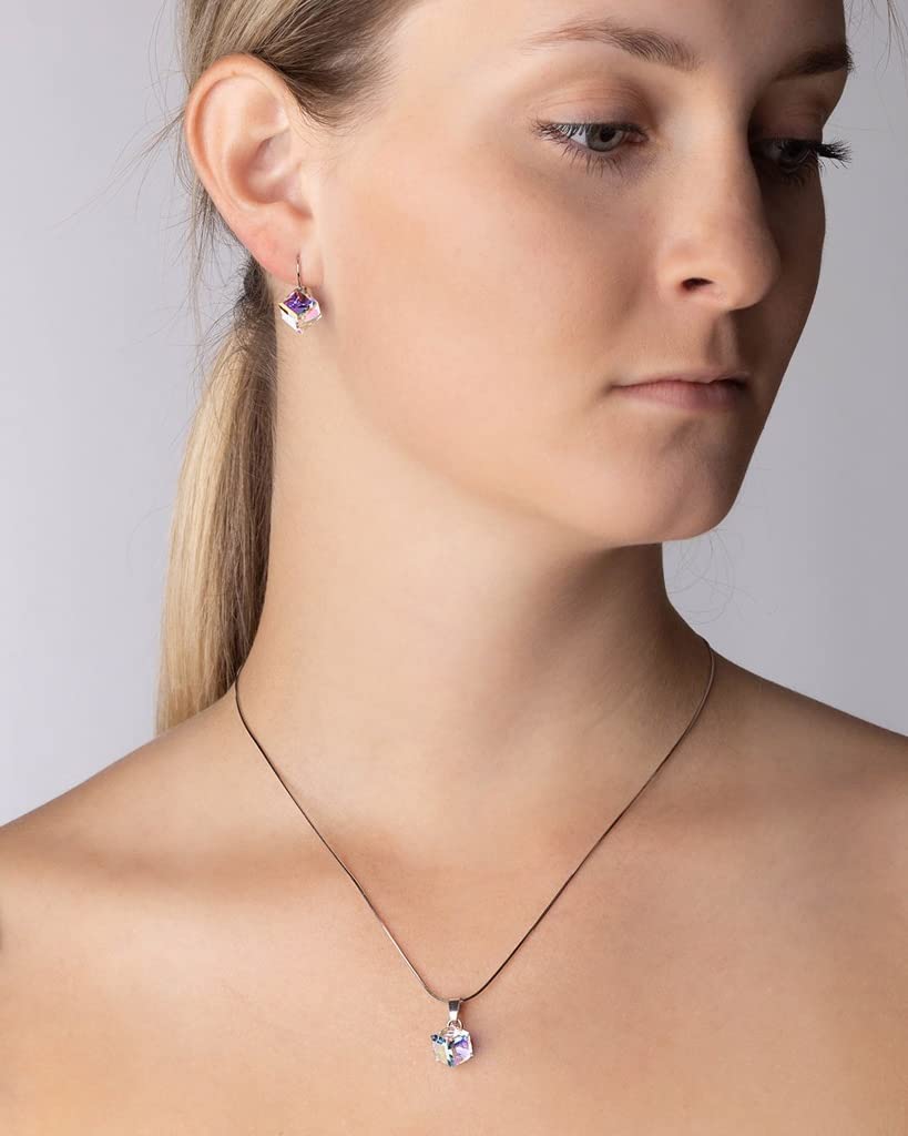 SILVEGO Damen Ohrringe aus 925 Sterling Silber mit Swarovski Crystals Würfel Aurora Boreale