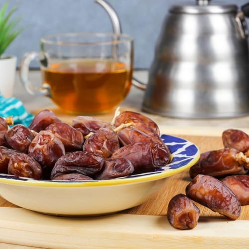 Image of Urban Platter Israeli Deglet Noor Dates, 500g
