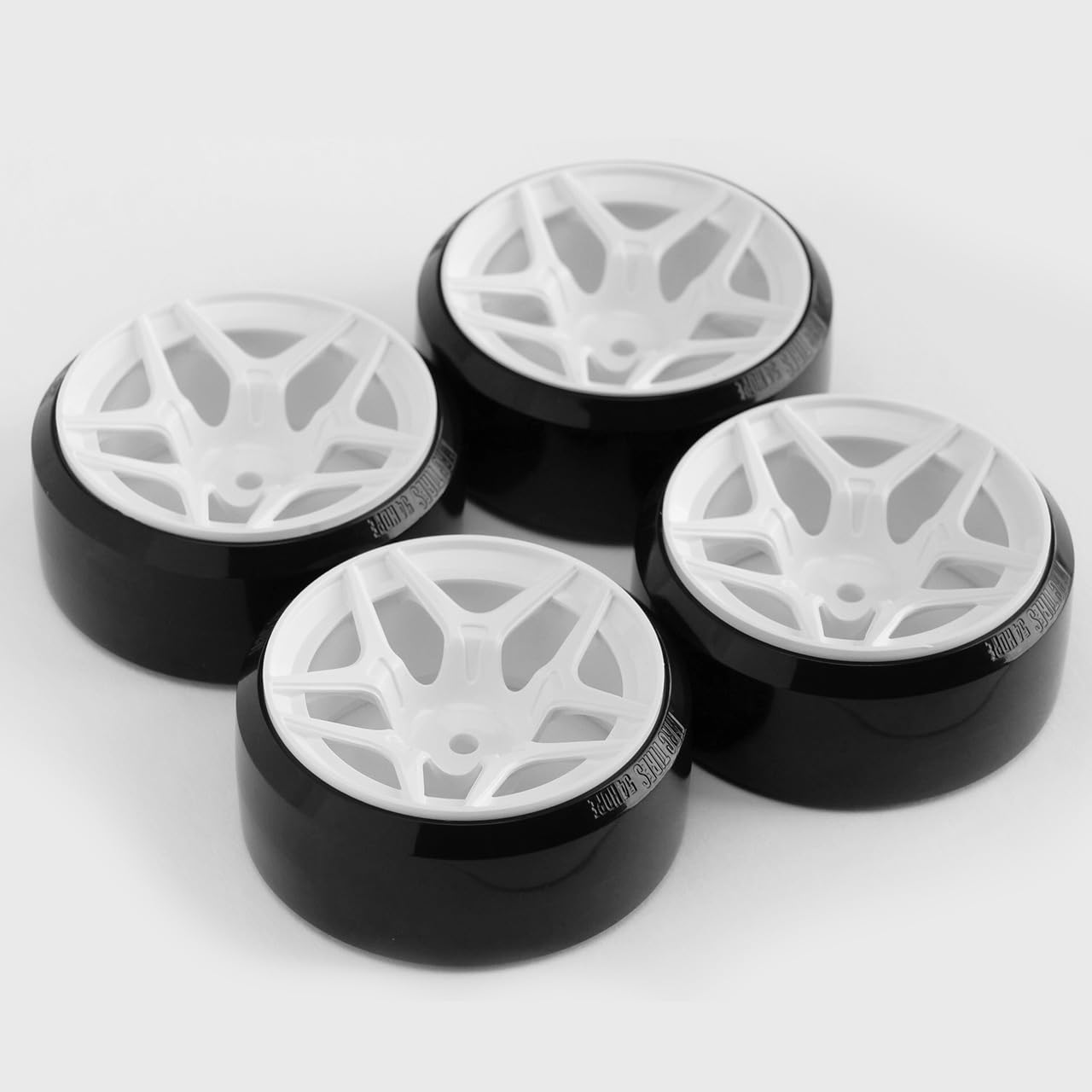 Amazon.co.jp: MRC 大径タイヤ・ホイールセット HDPE 内径54mm 4本 