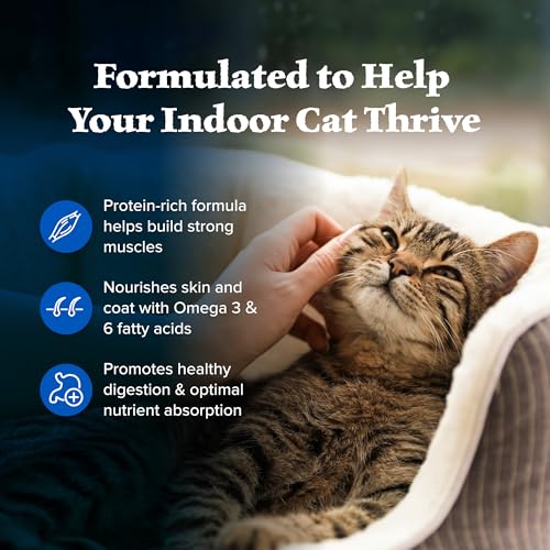 Blue Buffalo Wilderness Chicken Natural High-Protein Grain-Free Dry Food for Adult Indoor Cats, Real Chicken First, Antioxidant-Rich LifeSource Bits Support Immunity, Promotes Strong Muscles, 5 lbs.