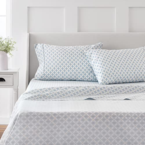Image of Martha Stewart 100% Cotton Queen Sheets Set - 4 Piece, Soft, Smooth, Durable, Easy Care, 16 inch Deep Pocket Sheets, Dorm Room Bedding Sheets, Sateen Sheets, 1 Flat, 1 Fitted, 2 Pillowcases, China Blue