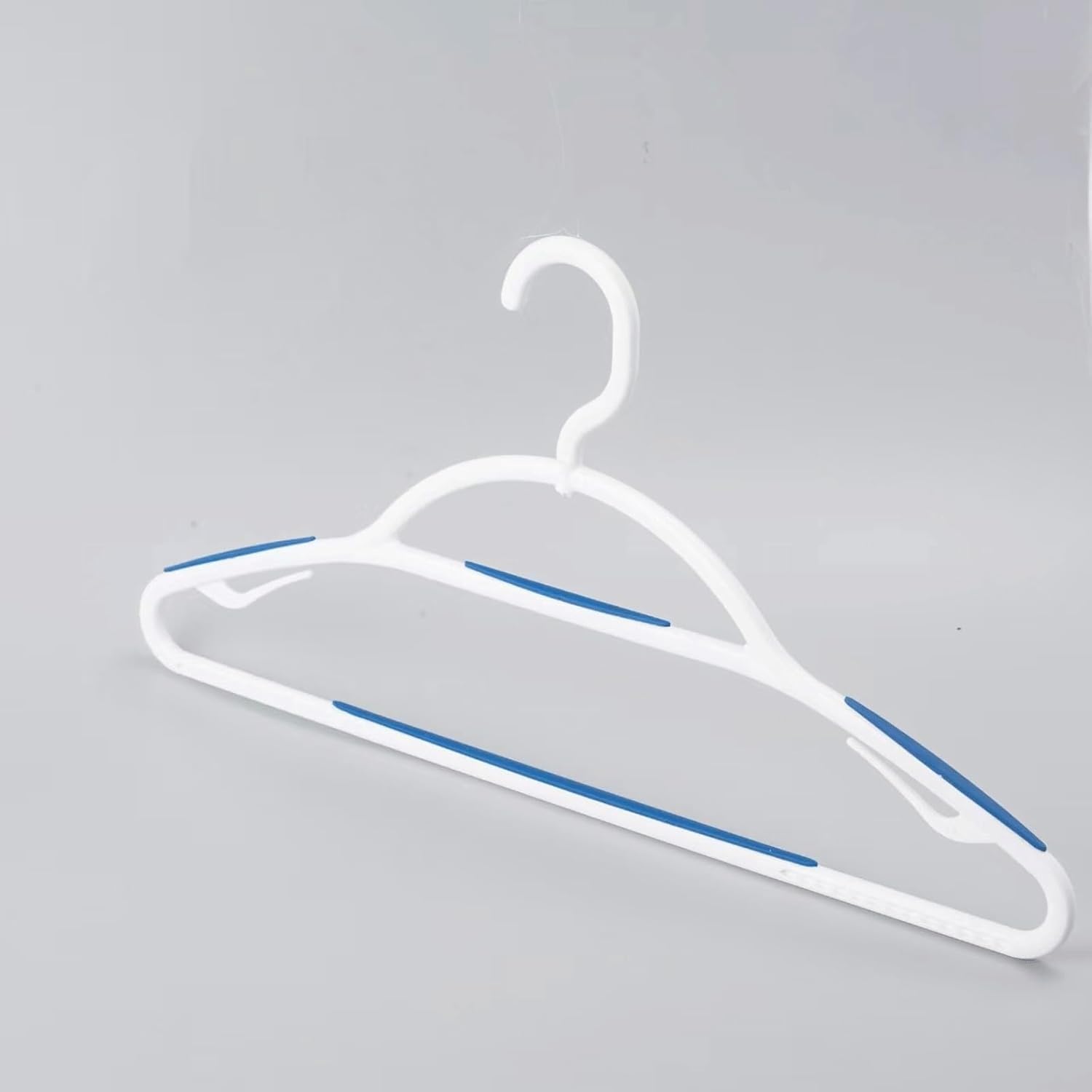 Grucce antiscivolo in plastica resistente, gancio girevole a 360°, ultra sottile, salvaspazio, con ganci multipli per giacche, pantaloni e accessori