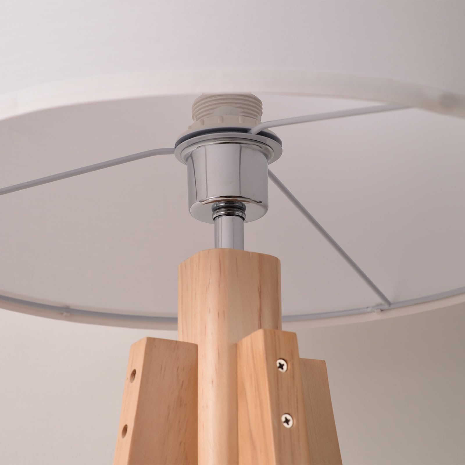 Alpinaluz Lámpara de Pie de Madera Natural con Pantalla Textil Blanca Ø43 cm, Casquillo E27, 149 cm, Estilo Nórdico y Escandinavo para Salón, Dormitorio, Comedor u Oficina