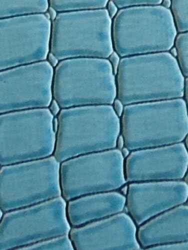 Tela de tapicería de cuero falso de cocodrilo de vinilo  55 pulgadas de anchovendido por The Yard