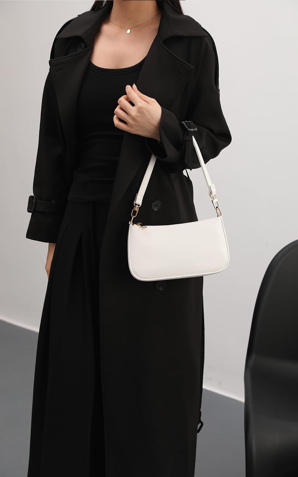 NIUEIMEE ZHOU Shoulder Bag for Women Retro Vegan Leather Classic Clutch Tote HandBags Purses with Zipper Closure: White