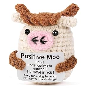 Cow Crochet, Cow Stuffed Animal, Lightweight Positive Affirmation, Decorative Portable Handmade, Plush Toys for Women, Boyfriend, Indoor, Home, Display, 7x5cm