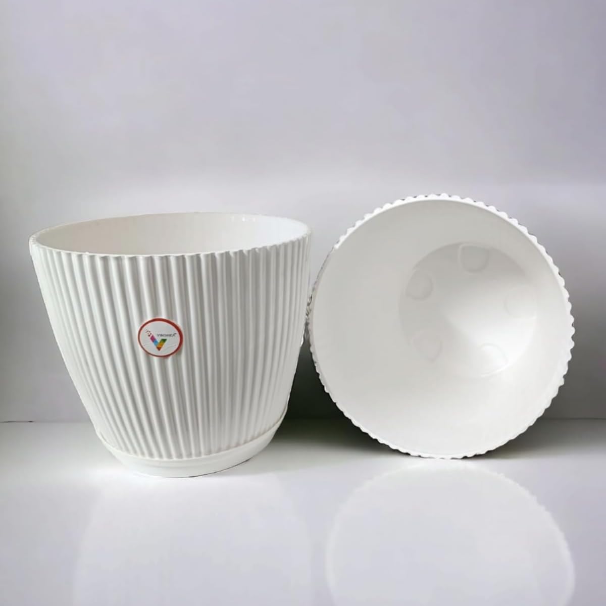 VINSHRA 11 Inch White Mega Round Plastic Big Elegant planters Flower Pot with 8 inch Cicular Bottom Tray Set of 2/ Planters Indoor & Outdoor Use Pot/for Terrace/Container Drip Tray