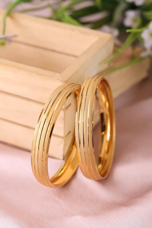 Image of Zeraki Jewels Women's Traditional Gold Plated Anamika Bangle (Set of 2)