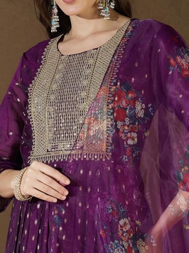 Image of Women's Chanderi Kurta with Legging and Dupatta | Modern & Traditional Blend Ethnic Wear Set | Festive & Casual Summer Kurti with Pants for Party Office & Ethnic Occasions