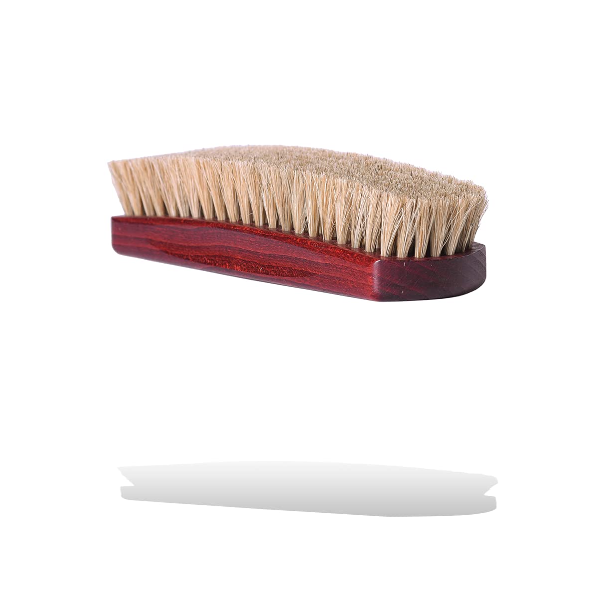 Brosse à chaussures pour éliminer les ternissures et lustrer le cuir