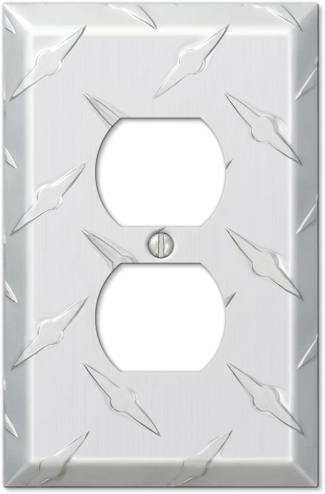 955D Diamond Plate Wallplate, 1 Duplex, Stampled Aluminum, Silver, 1-Pack