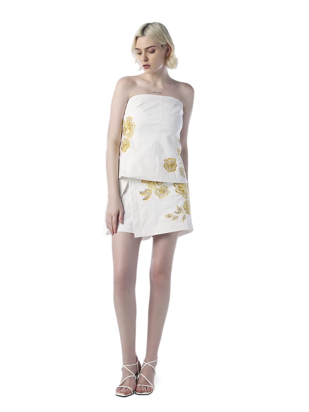 only Women Strapless Embellished Embroidered Cotton Tube Top-picture-35