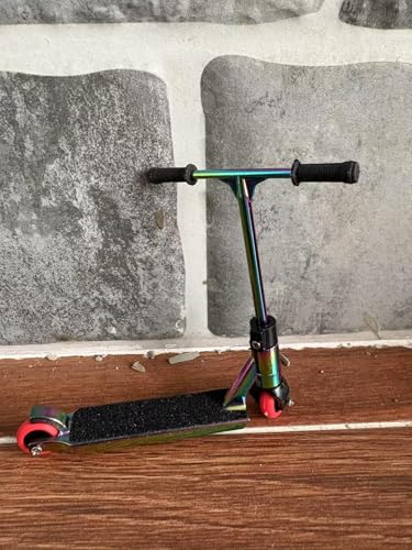 LEEFAI Metal Finger Scooter Alloy Pro Finger Stunt Scooter-Solid Metal fingerscooter (Rainbow)