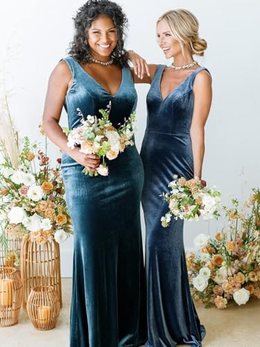 Maxi V-Neck Velvet Bridesmaid Dress for Women Long Mermaid Scoop Back Formal Evening Party Gown for Women4