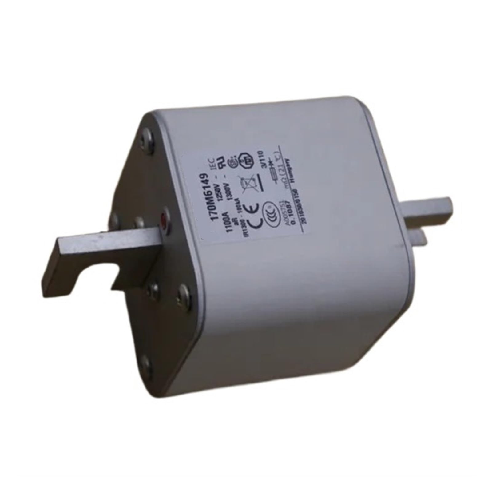Fusible Solaire 170M6149 1100A contre les surcharges d'onduleur