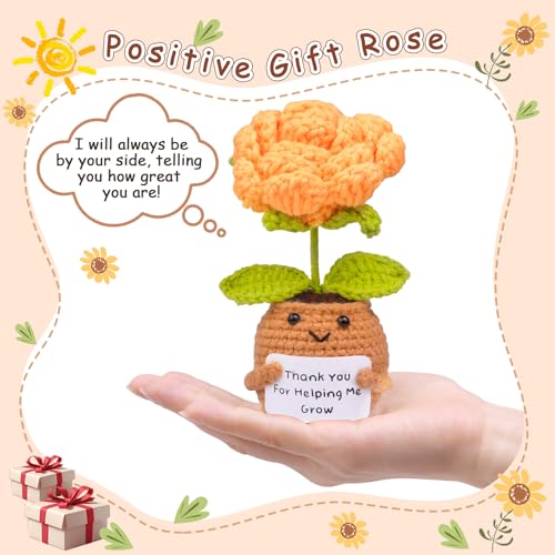 Muñeca de crochet rosa positiva mini hecha a mano miniatura 4