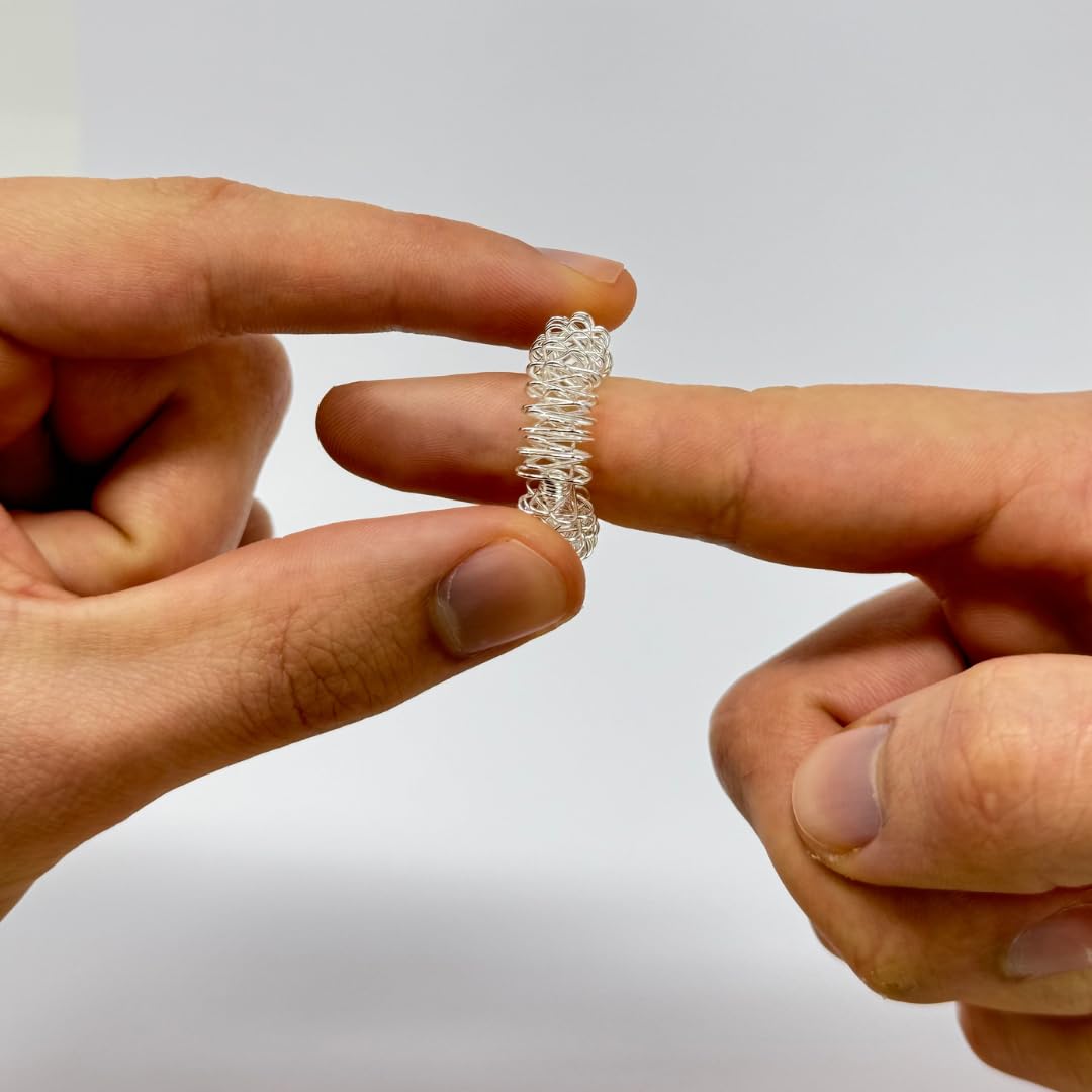 ATC Handels GmbH Anillos de masaje de dedos en oro o plata para los dedos, dedos de los pies, de acero para muelles para momentos individuales de bienestar, relajación (plata y oro, 10 unidades cada
