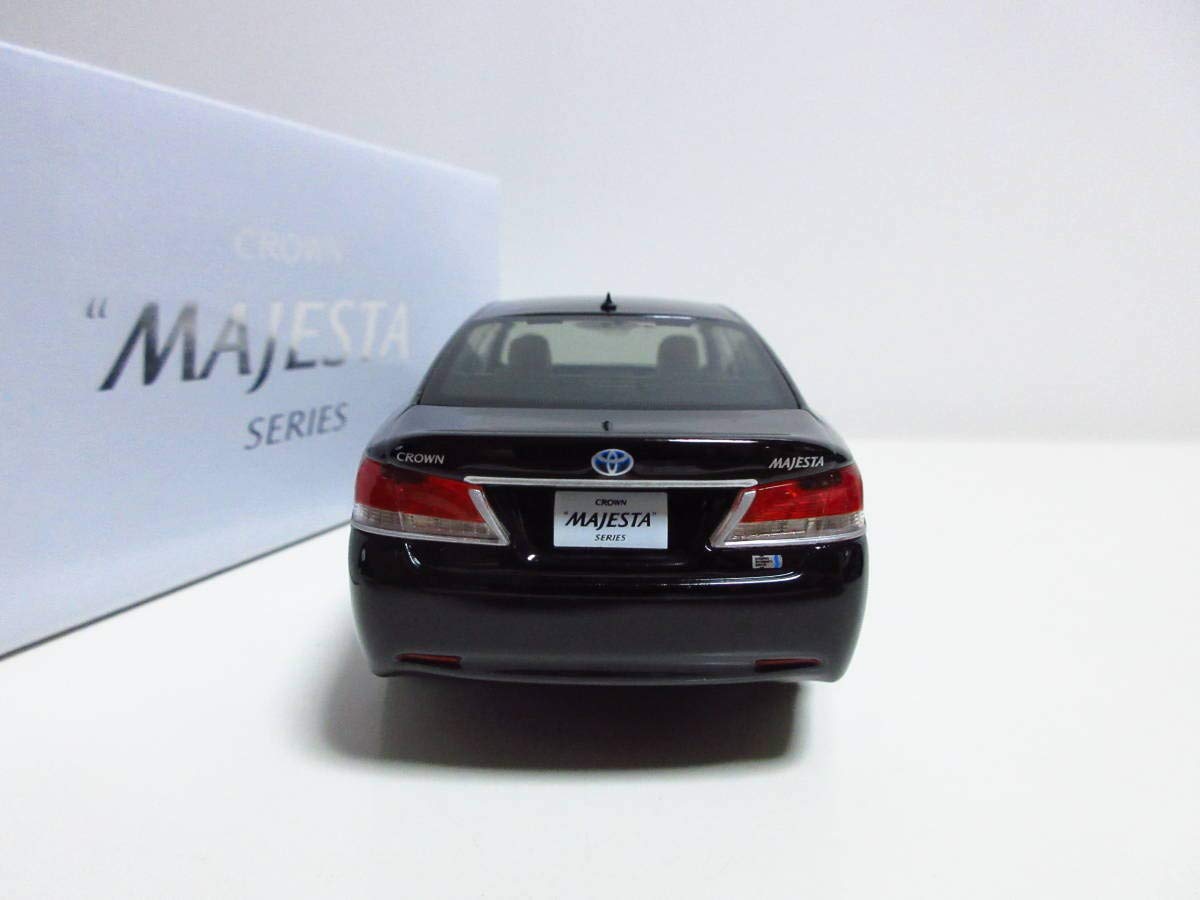 Amazon | 1/30 トヨタ クラウンマジェスタ CROWN MAJESTA 210系 非売品  