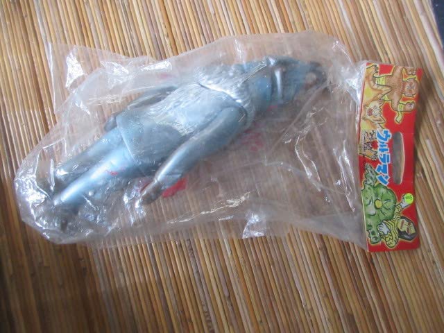 Amazon.co.jp: ソフビ ゼットン星人 M1号 ウルトラQ 怪獣 : おもちゃ