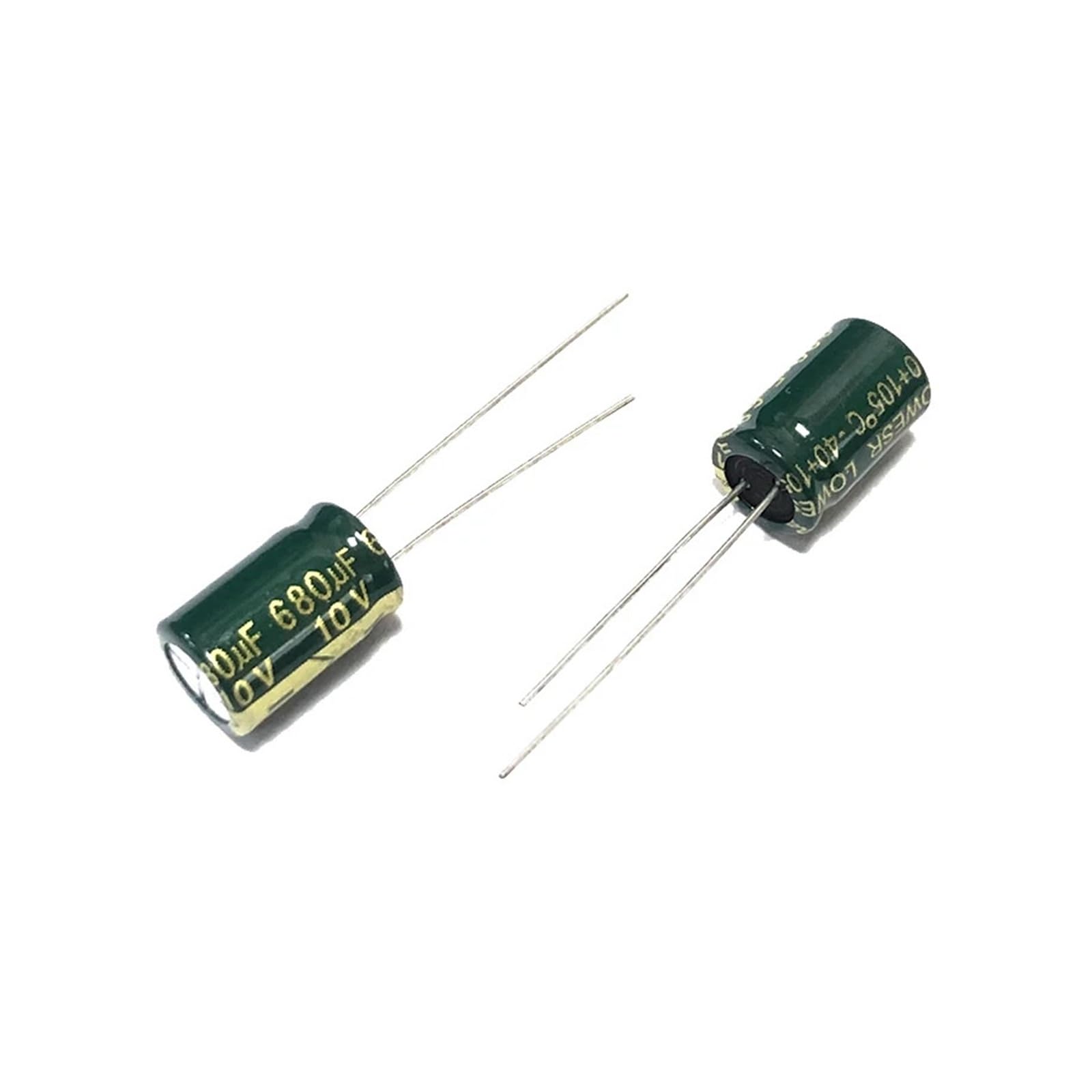 Condensateurs électrolytiques 10V 680uf pour réparer la carte mère d'un ordinateur