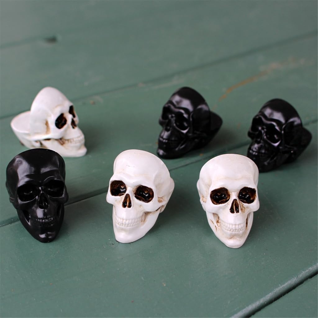 Unique Themed Skeletons Head Floor Mats Delicate Resin Plant Stand image 4