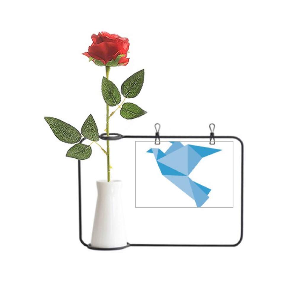 Fleur origami à suspendre au motif pigeon bleu pour créer un coin de lecture apaisant