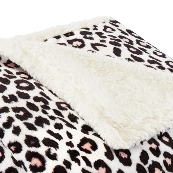 Image of Betsey Johnson - Twin Blanket, Ultra-Soft Plush Bedding, Oversized Soft Blanket, Dorm Essentials (Leopard)