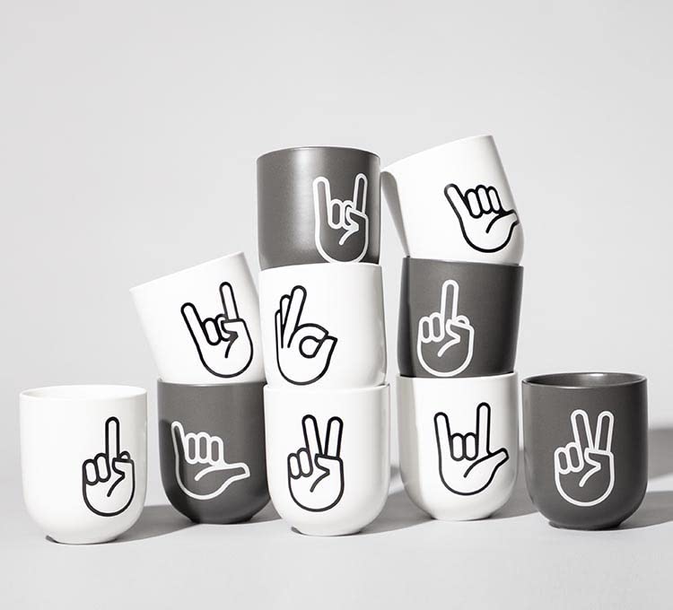 FYNGERS PEACE, VICTORY | Tazza con segno a mano | Tazza opaca in porcellana | Tazza da caffè o tazza da tè perfetta | Super regalo
