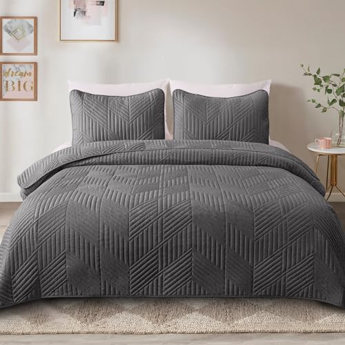 Exclusivo Mezcla Ultrasonic Full Queen Quilt Bedding Set, Lightweight Grey Bedspreads Soft Modern Geometric Coverlet Set for All Seasons (1 Quilt and 2 Pillow Shams)