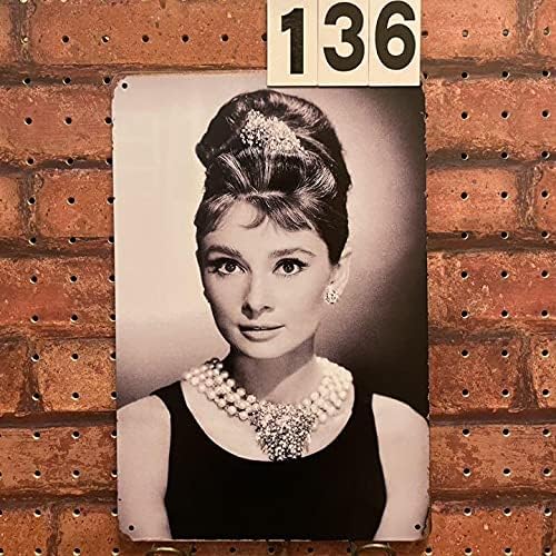 オードリーヘップバーン 白黒 モノクロ 定価の67 ｏｆｆ レトロ風 看板 136ブリキ