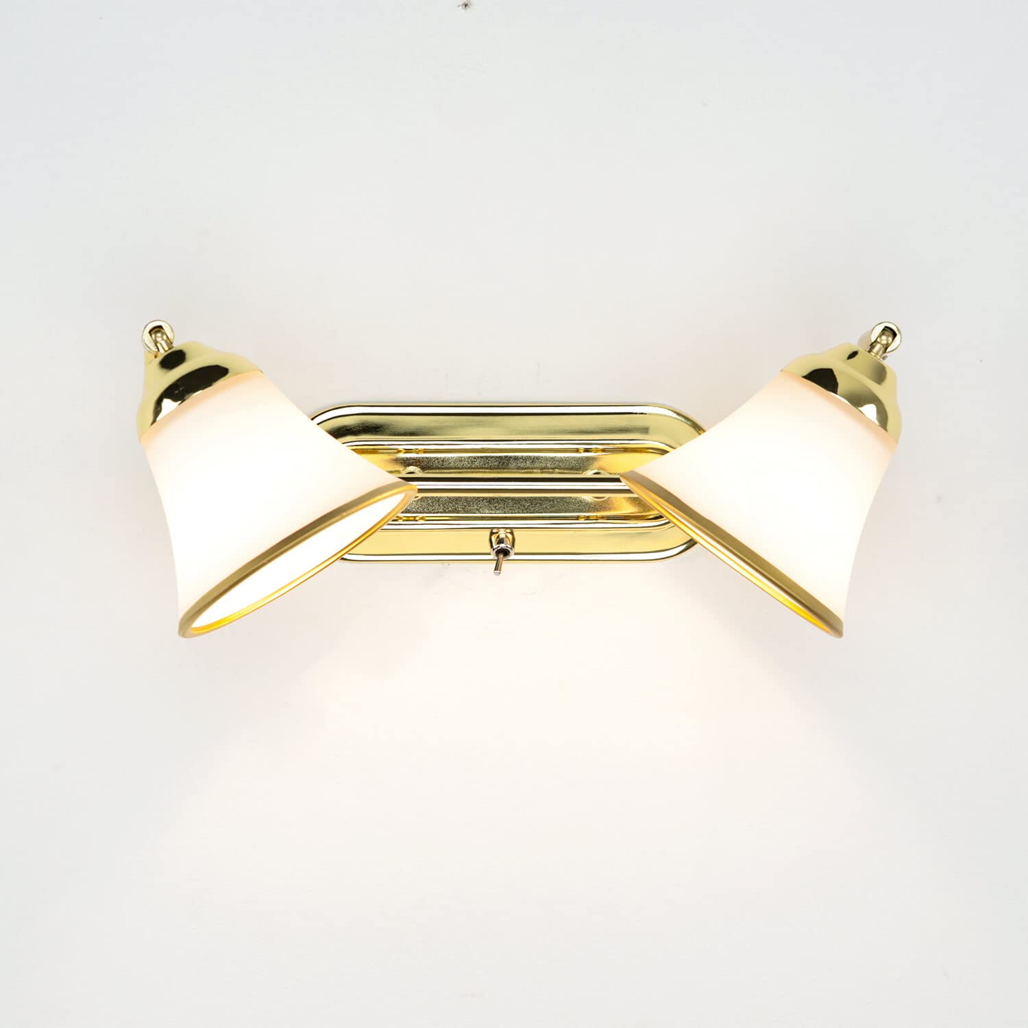 Licht-Erlebnisse GRANDO Lámpara de pared de metal y cristal en oro para baño L: 42 cm E14 máx. 40 W 2 focos, acogedora lámpara de pared estilo Art Nouveau