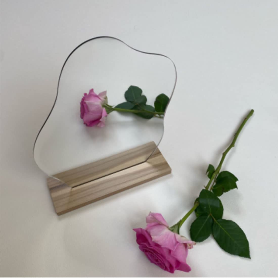 Specchio Da Tavolo Irregolare In Acrilico Con Base Legno - 23,6x19 Cm, Per Trucco E Decor - Foto 6