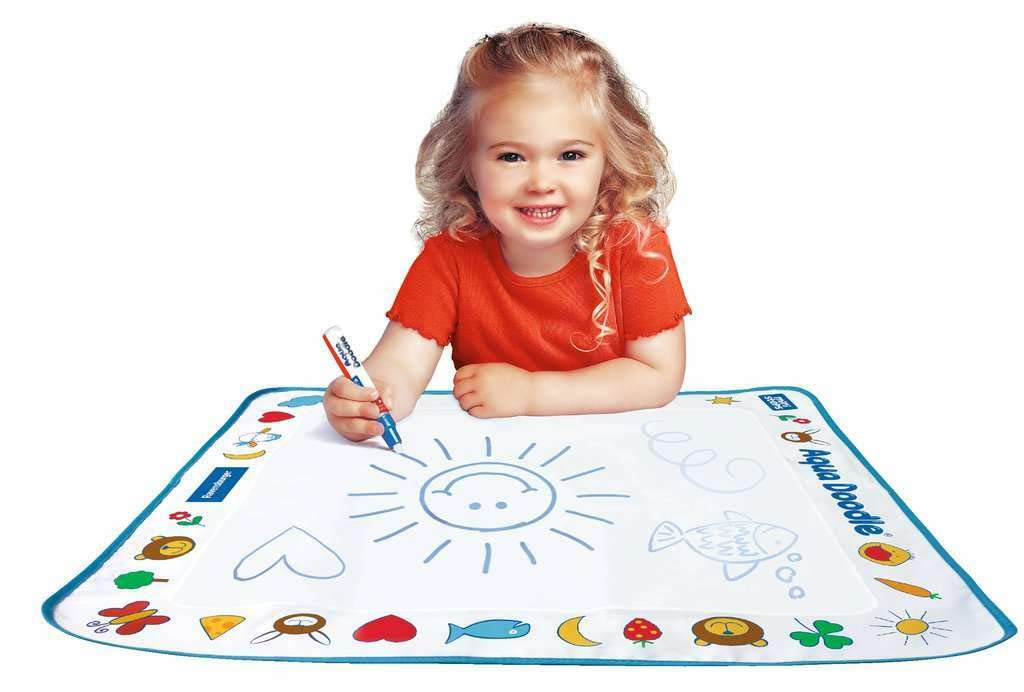 Ravensburger ministeps 4177 Aqua Doodle Limited Edition, Magische Malmatte zum Malen mit Wasser, ca 50 x 50 cm, Sonderausgabe mit 2 Stiften und 4 Ausmalbildern, Spielzeug ab 18 Monate