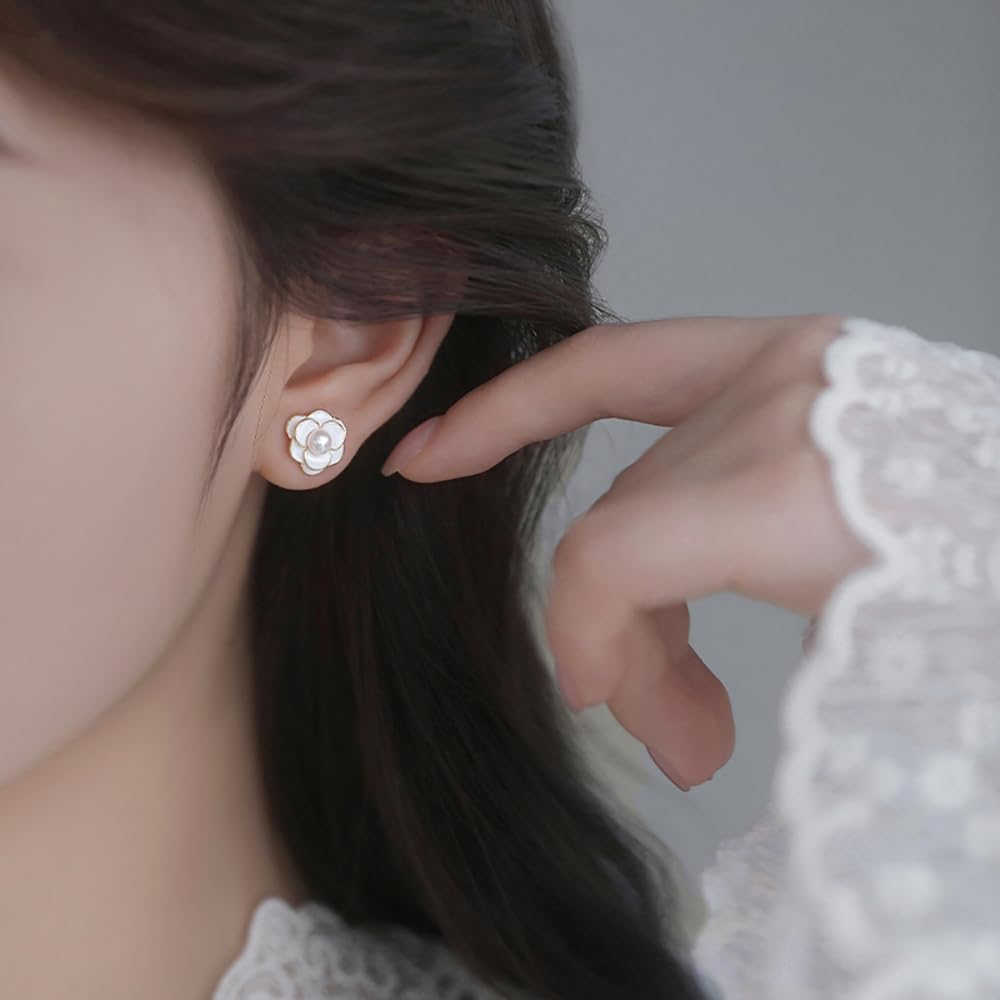 Reffeer Solid 925 Sterling Silver Simulated Pearl Flower Earrings Studs for Women Teen Girls Flower Stud Earrings Pearls for Wedding