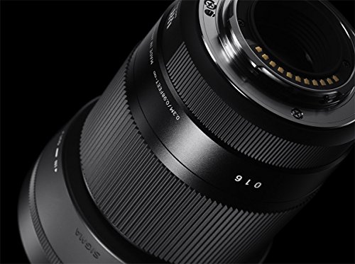 Sigma 35mm f/1.4 lens