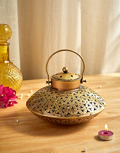 Image of Amazon Brand - Solimo Iron Degchi Doop Stand & Tealight Candle Holder for Home Decor (Netted Style), Gold
