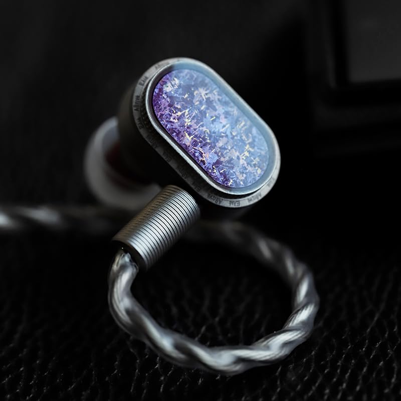 Shanling Moria Écouteurs intra-auriculaires Single-Dynamic avec membrane en titane 60 couches et entraînement magnétique triple cavité, boîtier en titane CNC, câble OFC plaqué argent 5N, 2 broches de