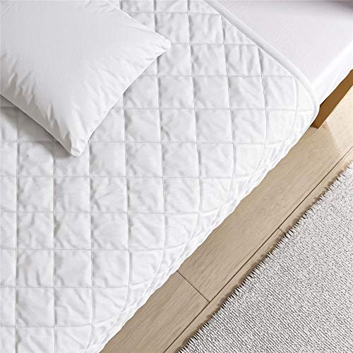 Kit Berço Trança Borboleta Poá Rosa com Saia de Berço